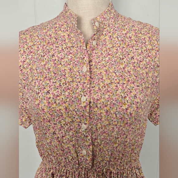 Chic Pink Floral Midi Dress - Picture 2 of 10